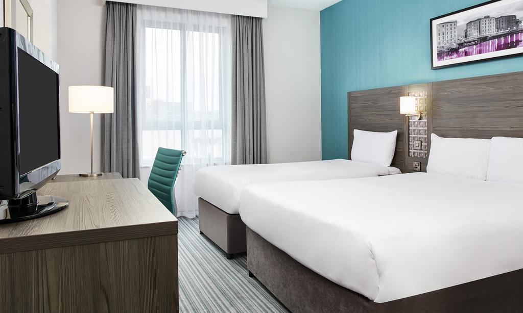 Leonardo Hotel Cheltenham Extérieur photo