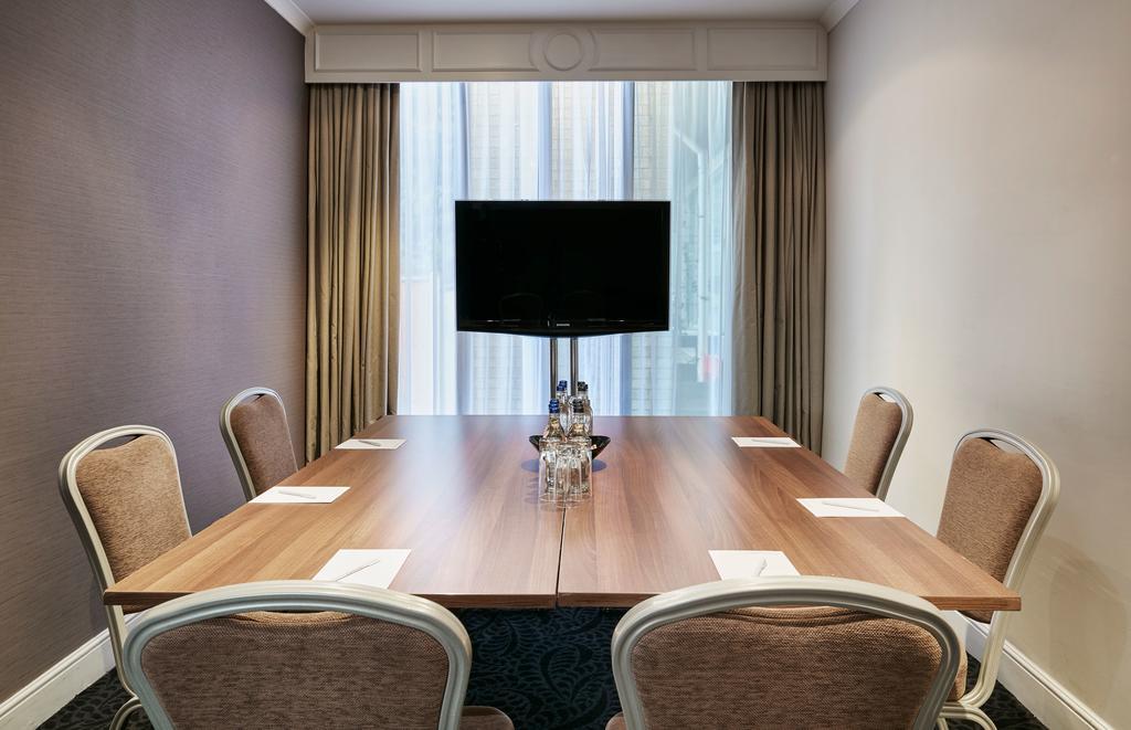 Leonardo Hotel Cheltenham Extérieur photo