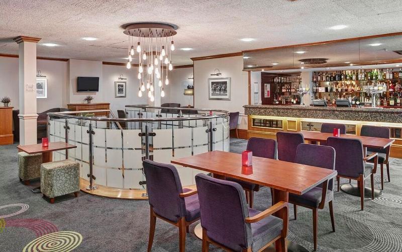 Leonardo Hotel Cheltenham Extérieur photo